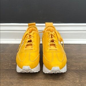 Fila Yellow Sneakers Modern Athletic Design